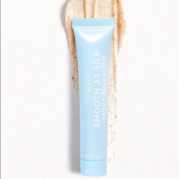 $10🌟 GLOW ON 5TH Smooth As Silk Hand + Body Scrub - Picture 4 of 5